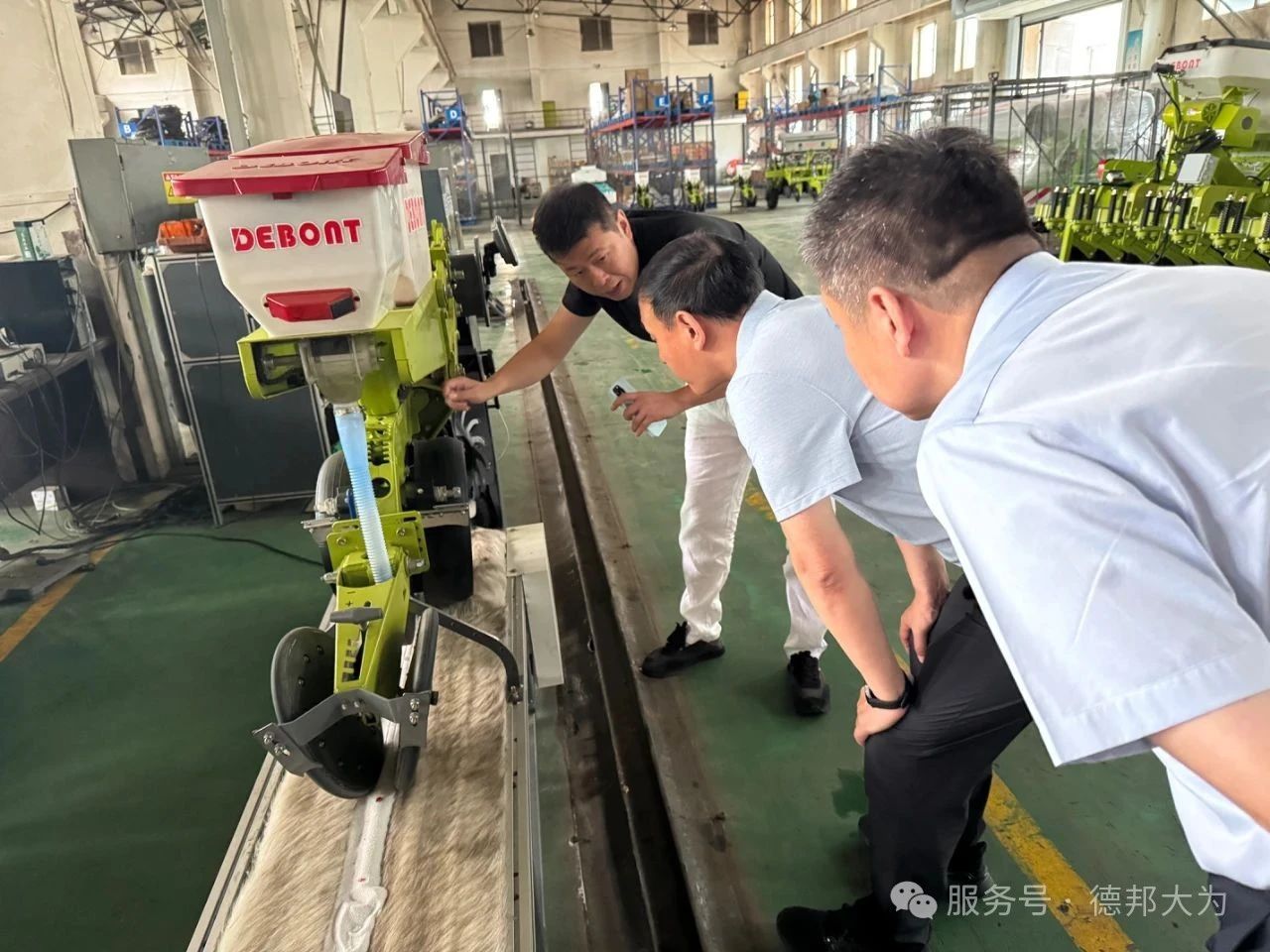 佳木斯市領(lǐng)導(dǎo)仇文會(huì)調(diào)研德邦大為 賦能農(nóng)機(jī)產(chǎn)業(yè)高質(zhì)量發(fā)展